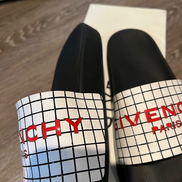 Givenchy women slides - Picture 4 of 9